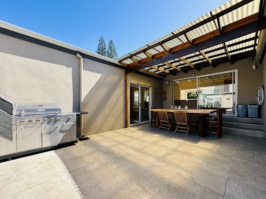 4 Bedroom Property for Sale in Vermont Western Cape